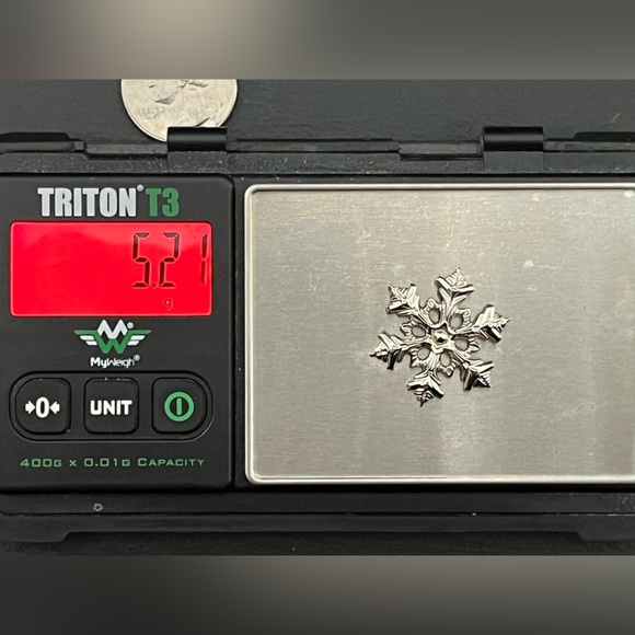 Gorham 1985 Sterling Snowflake Necklace Pendant - Picture 8 of 8